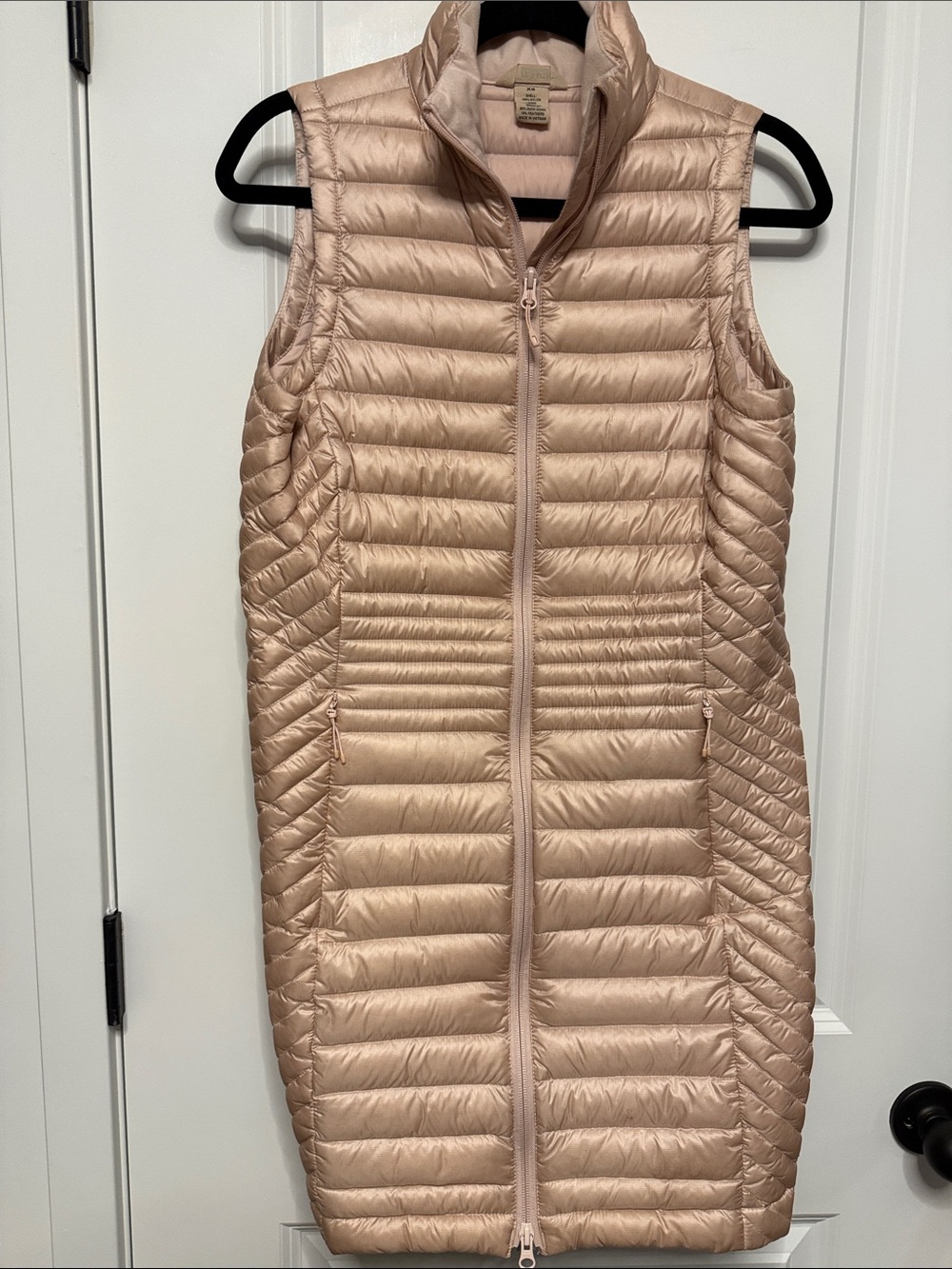 Duluth Trading Co Quilted Sleeveless Puffer Vest in Blush